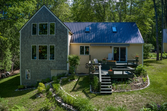 Building Photo - 17 S River Rd