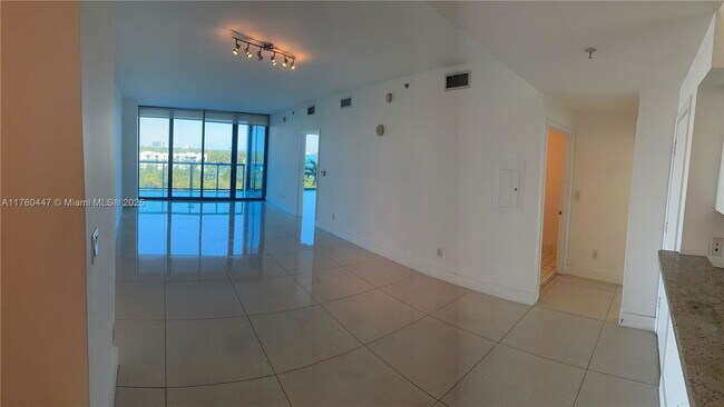 Photo - 601 NE 36th St Apartment