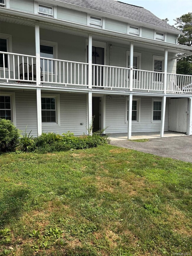 Foto del edificio - 245 Glenville Rd