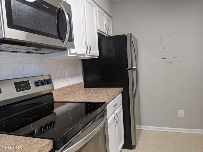 Foto del edificio - 12942A Grays Pointe Rd