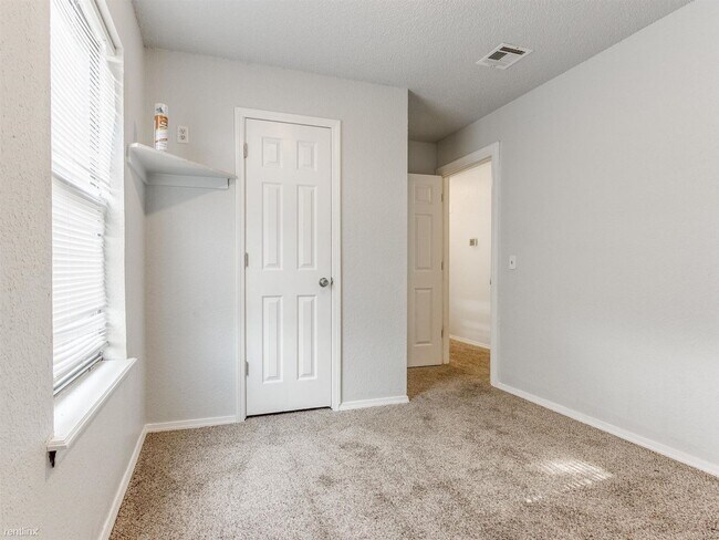 Foto del edificio - 3 br, 2 bath House - 2716 Zachary Place