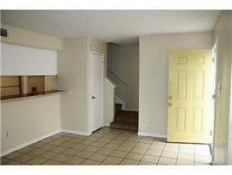 Foto del edificio - 1317 Southport Dr