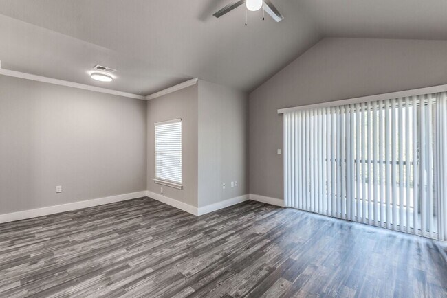 Foto del edificio - Your Dream Apartment Just Got $750 More Af...