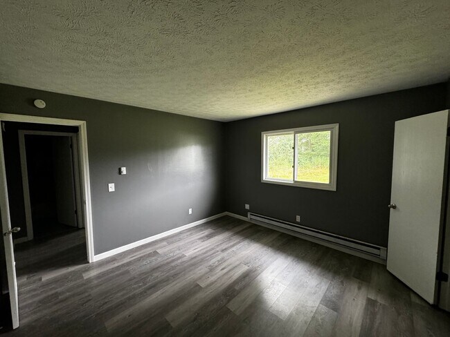 Building Photo - TJ - 2134 (2134-2136 Ashbrook Ave, LLC)