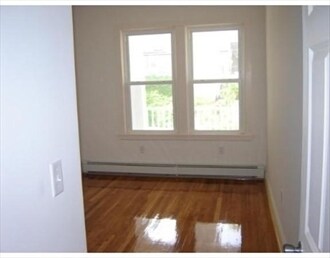 Building Photo - 179 Campbell Ave