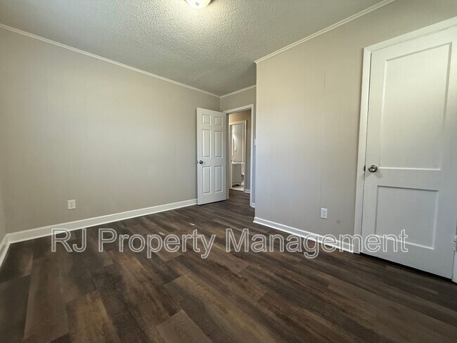 Foto del edificio - 3312 Alta Rd