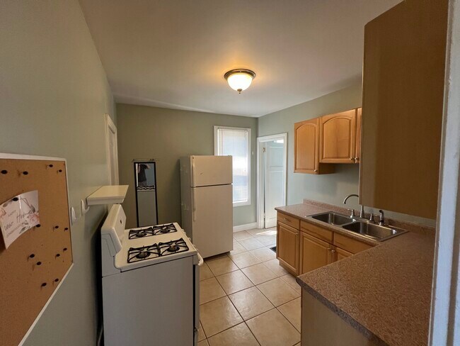 Foto del edificio - 5354 Hunter Ave
