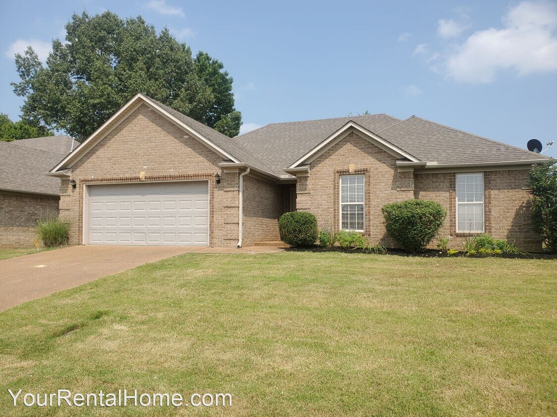 Primary Photo - 3 br, 2 bath House - 82 Grove Hill Ln