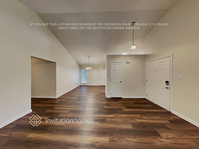 Foto del edificio - 7805 Royce Hall Ln