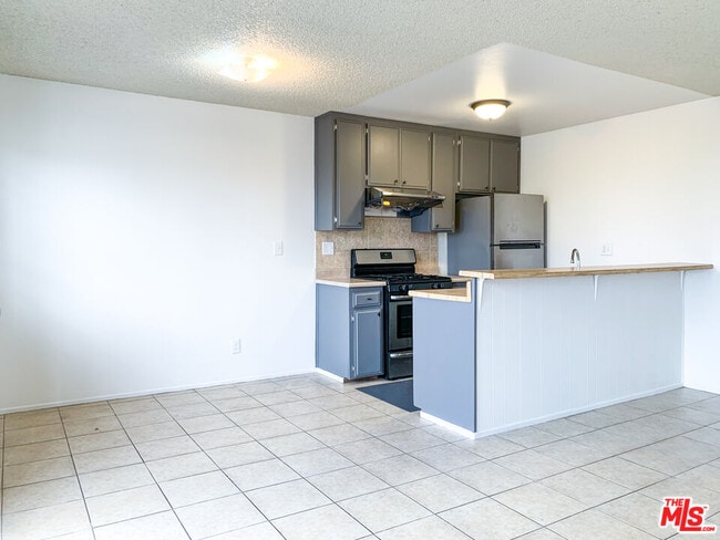 Building Photo - 450 Coronado Ter