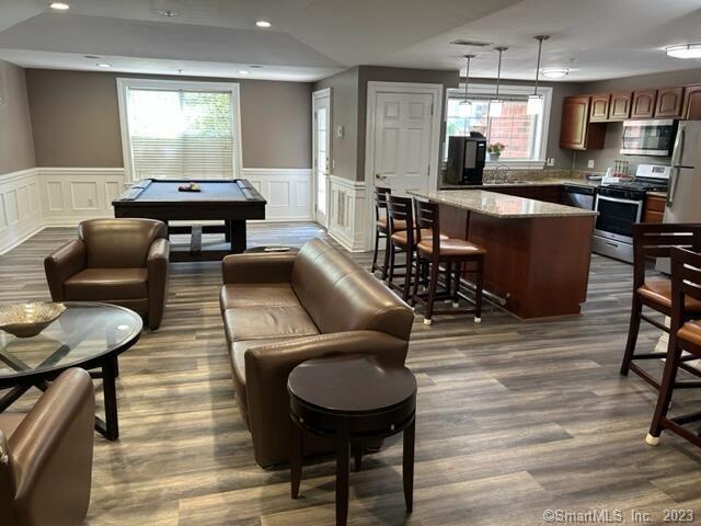 Building Photo - 488 Bedford St