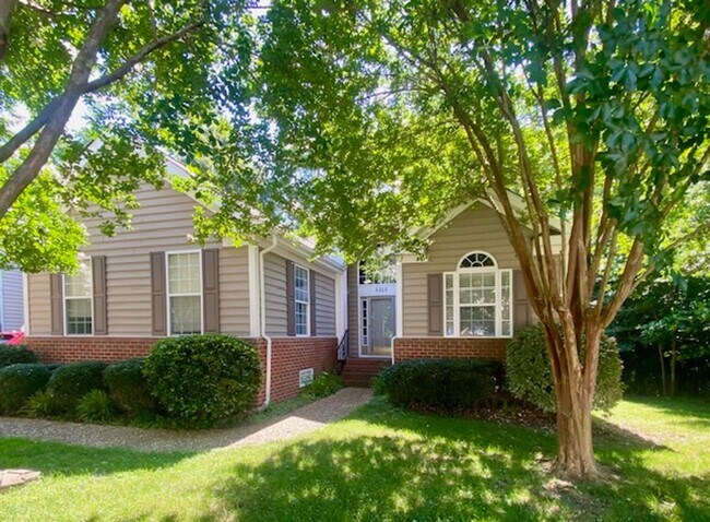 Foto del edificio - Single Family home in Lake Powell Forest! ...