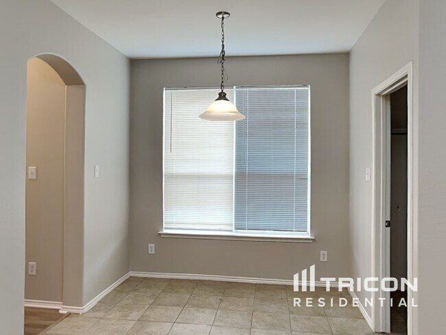 Building Photo - 1470 Waldrop Dr