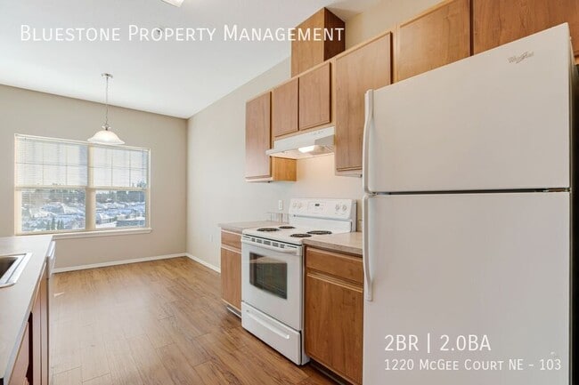 Building Photo - 1220 Mcgee Ct NE