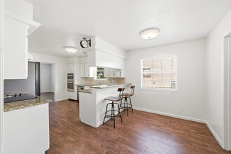 Building Photo - 1914 Abby Aldrich Ln