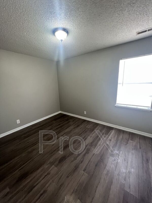 Foto del edificio - 1015 S St Louis Ave