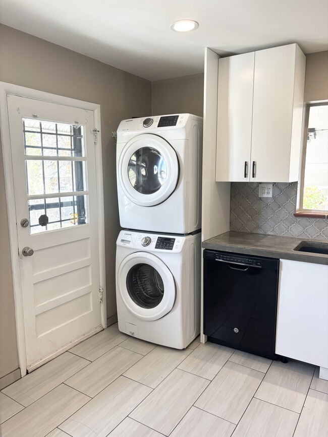 Foto del edificio - 316 S Dale Ct