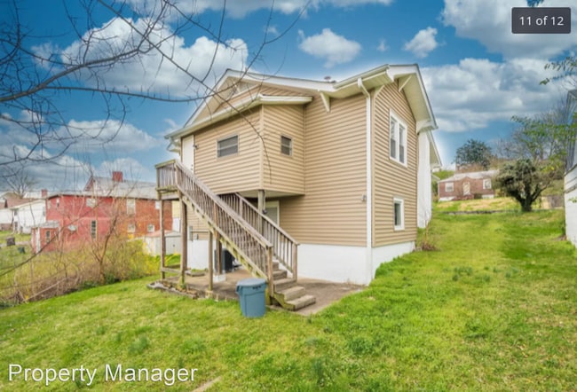 Building Photo - 3 br, 2 bath House - 217 East Columbia Ave