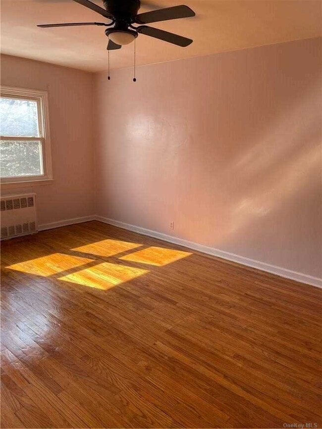 Building Photo - 171-54 46th Ave