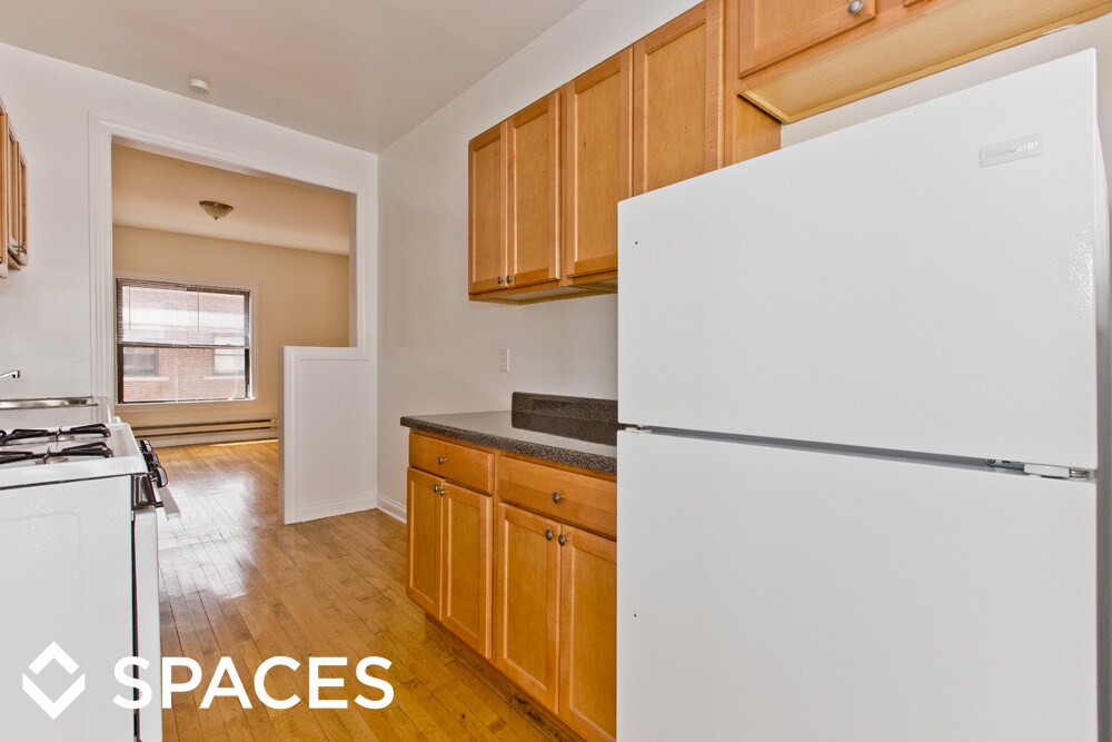 817 W Waveland Ave, Chicago, IL 60613 Apartments in Chicago, IL