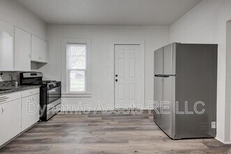 Building Photo - 510 W 3rd St