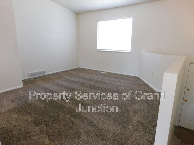 Foto del edificio - 2776 Grant Ct