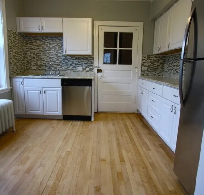 Foto del edificio - 2244 W Winona St