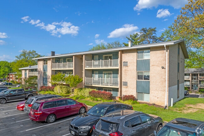 Building Photo - Fox Rest