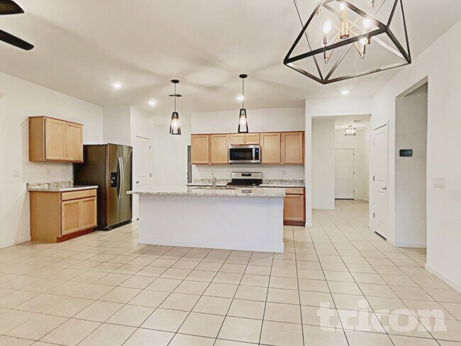 Building Photo - 19781 N Lauren Rd