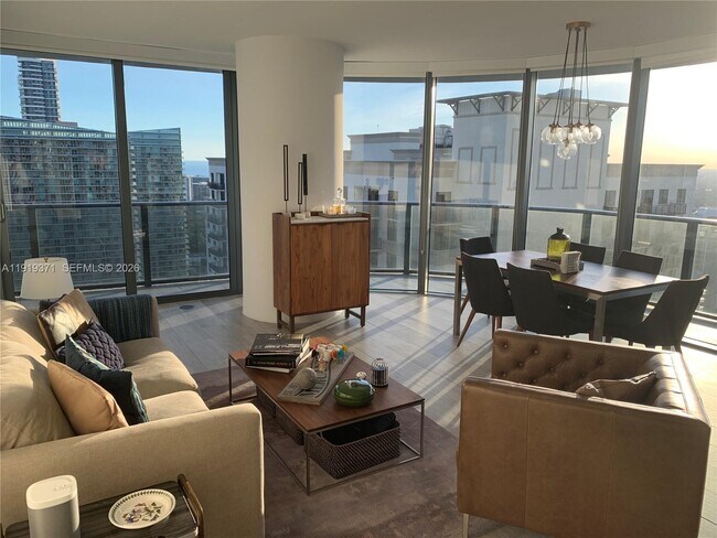 Foto del edificio - 55 SW 9th St