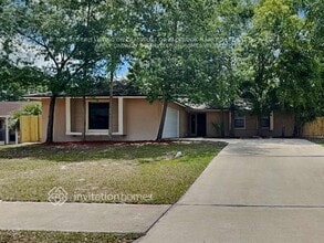 Building Photo - 851 Woodgate Trail