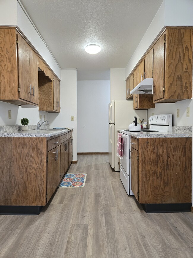 Apartamento de 1 dormitorio reformado, 779 dólares. - North Ridge
