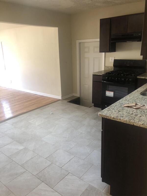 Foto del edificio - 15503 Cherry St