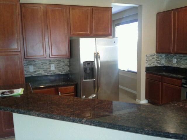 Building Photo - GORGEOUS 3 bdrm Plus Den in Chandler!