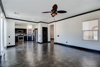 Building Photo - 2904 Dowitcher Ave