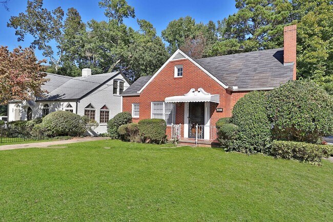 Foto del edificio - NOW ACCEPTING CITY OF ATLANTA 3-BEDROOM HOUSING VOUCHERS.