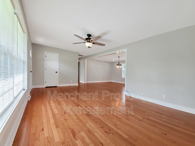 Building Photo - 200 Sheffield Dr