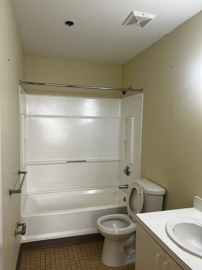 Foto del edificio - 56 St Joseph St