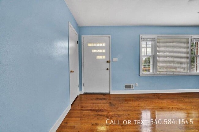 Foto del edificio - 5001 Hildebrand Rd NW