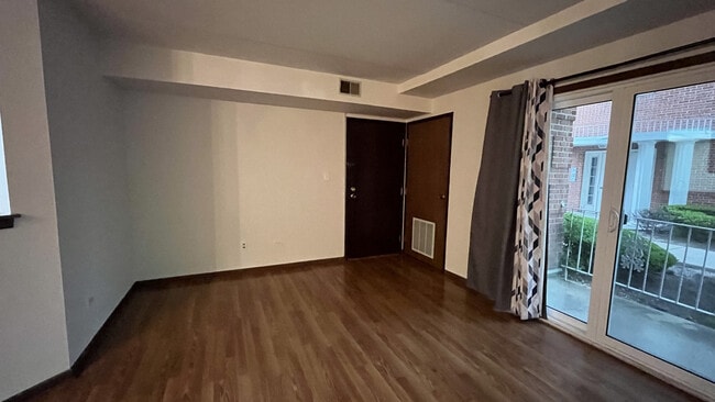 Foto del edificio - 8713 Ballard Rd