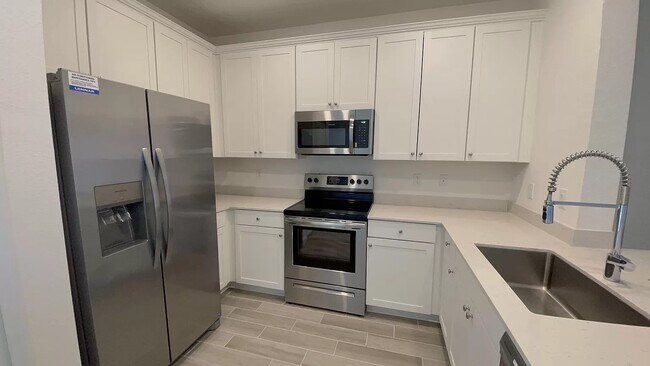 Foto del edificio - 12592 NW 7th Pl