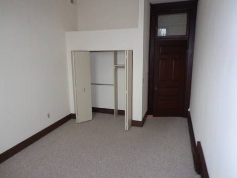 Primary Photo - 355 W Chestnut St
