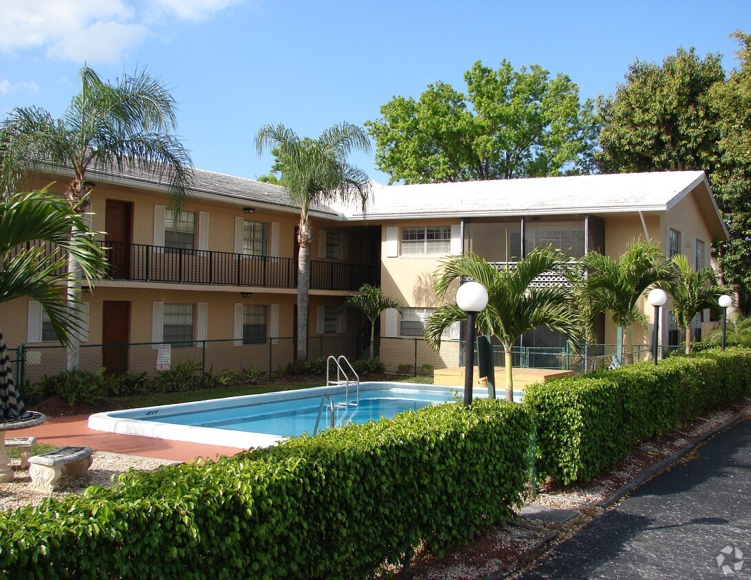 Foto del edificio - 11280 W Sample Rd