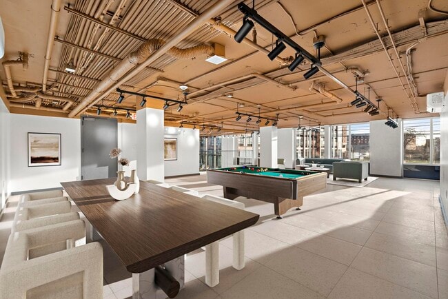 Building Photo - 1 Mallory Ave