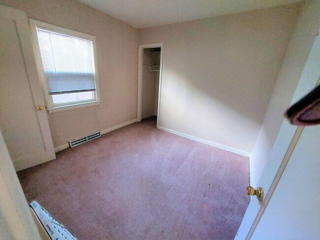 Foto del edificio - 605 E 6th St