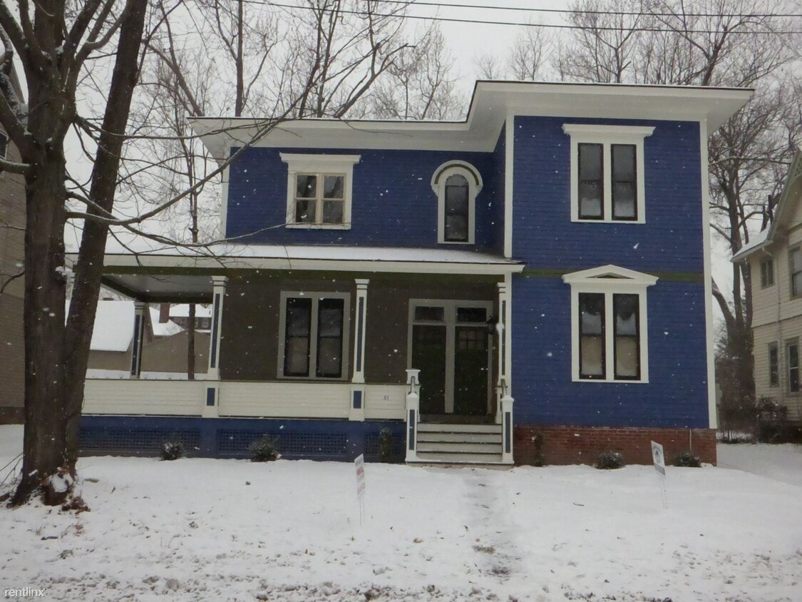 61 Oxford St, Hartford, CT 06105 House Rental in Hartford, CT