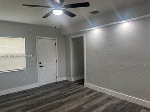 Building Photo - 2154 NE 168th St