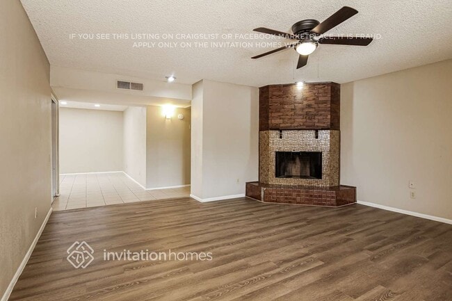 Foto del edificio - 7556 W Turney Ave