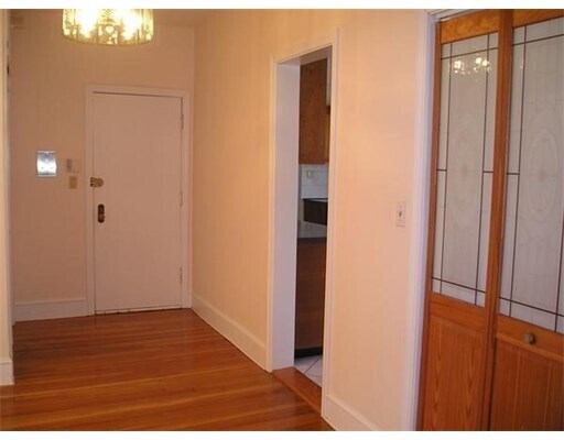 Foto del edificio - 81 Harvard Ave