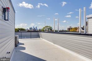 Foto del edificio - 1221 W Lehigh Ave